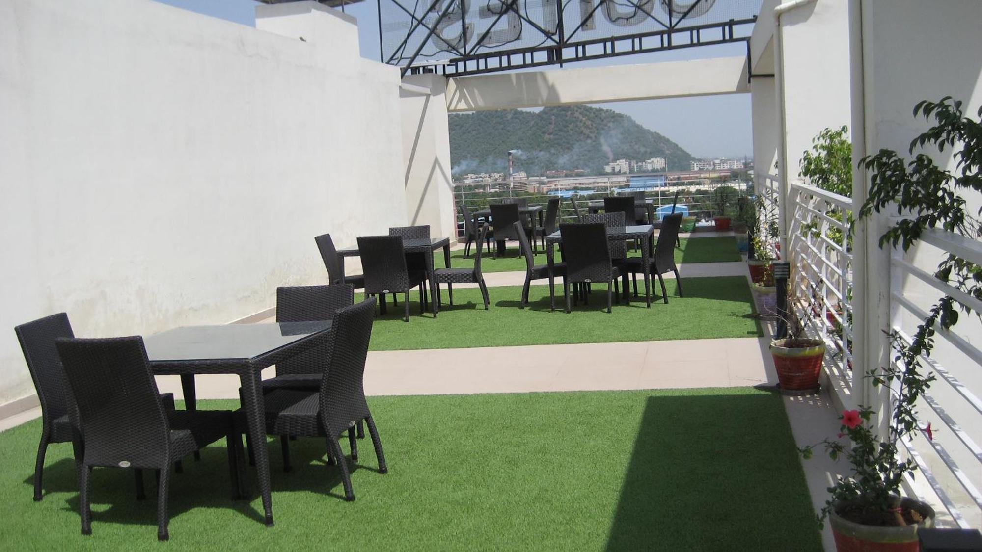 Starlit Suites Neemrana Exterior foto